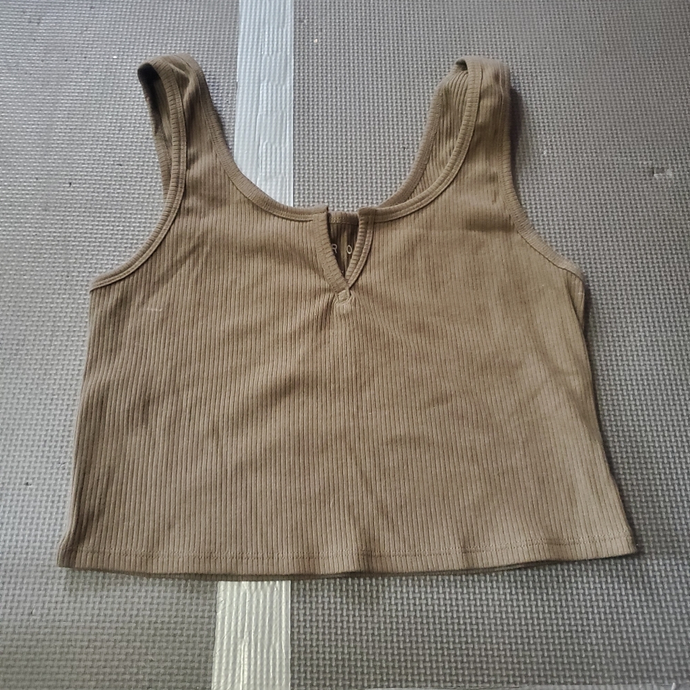 Aero Crop Top